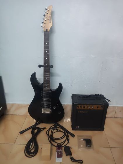 กีต้าร์ไฟฟ้า yamaha erg 121