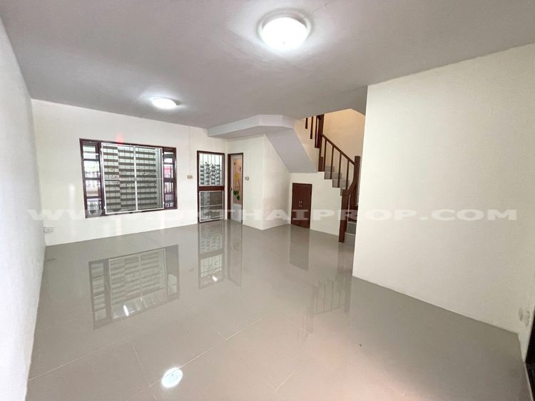 ทาวน์เฮ้าส์ หมู่บ้านพฤกษา14บี ถ.วัดลาดปลาดุก บางบัวทอง รูปที่ 4