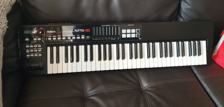 Roland XPS10 สภาพใหม่ ลงเสียงอีสานแล้ว