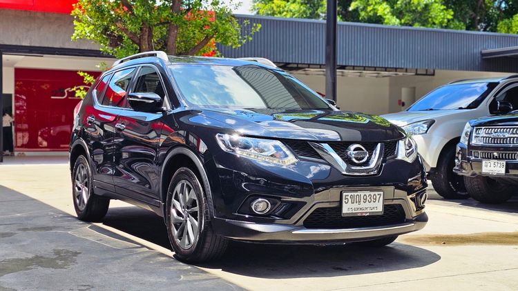 Nissan X-Trail 2015 2.5 V 4WD เบนซิน รูปที่ 3