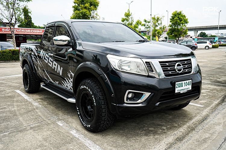 Nissan NP300-NAVARA 2018 2.5 V Pickup ดีเซล ไม่ติดแก๊ส เกียร์ธรรมดา ดำ รูปที่ 3