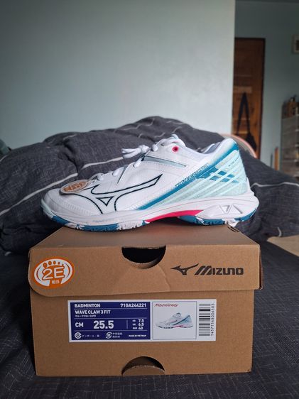 รองเท้าแบดมินตัน ไม่ระบุ หลากสี มือ 1 Mizuno Wave Claw 3 JP