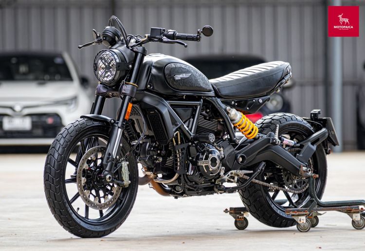 Ducati Scrambler IconDark ปี2021 มือเดียว วิ่ง8,000Km แต่งแสนกว่า รูปที่ 2
