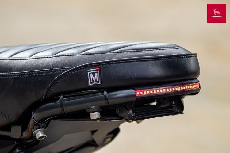 Ducati Scrambler IconDark ปี2021 มือเดียว วิ่ง8,000Km แต่งแสนกว่า รูปที่ 14
