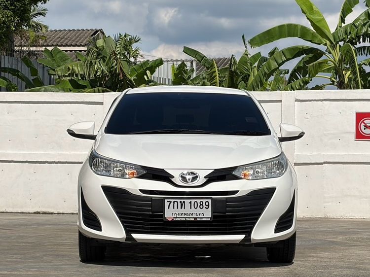 Toyota Yaris ATIV 2018 1.2 E Sedan เบนซิน ไม่ติดแก๊ส เกียร์อัตโนมัติ ขาว รูปที่ 2