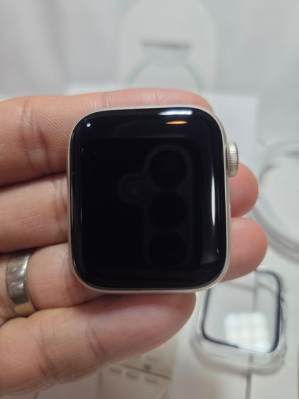 Apple Watch SE3 40mm GPSสี Starlight รูปที่ 3