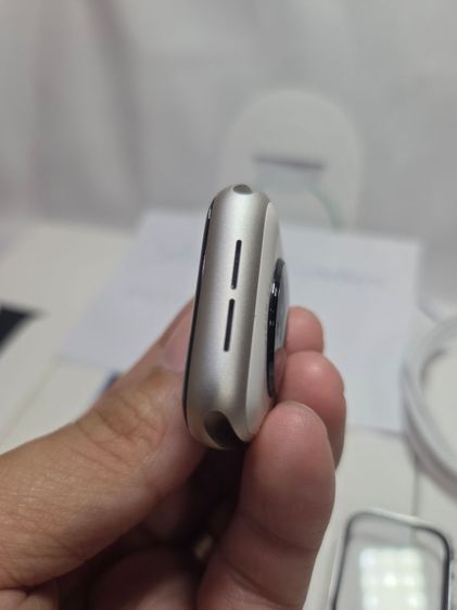 Apple Watch SE3 40mm GPSสี Starlight รูปที่ 7