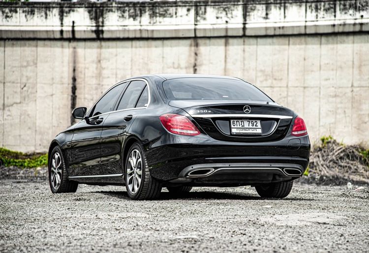 Mercedes-Benz C-Class 2017 C350 Sedan ปลั๊กอินไฮบริด (PHEV) ไม่ติดแก๊ส เกียร์อัตโนมัติ ดำ รูปที่ 4