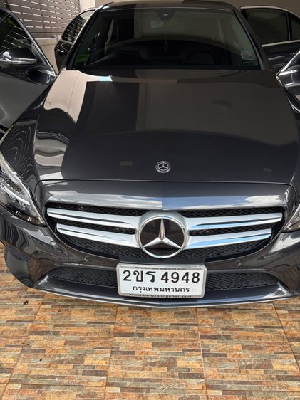 รถ Mercedes-Benz C-Class C300e สี เทา
