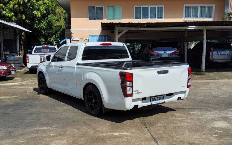 Isuzu D-MAX 2021 1.9 S Pickup ดีเซล ไม่ติดแก๊ส เกียร์ธรรมดา ขาว รูปที่ 4