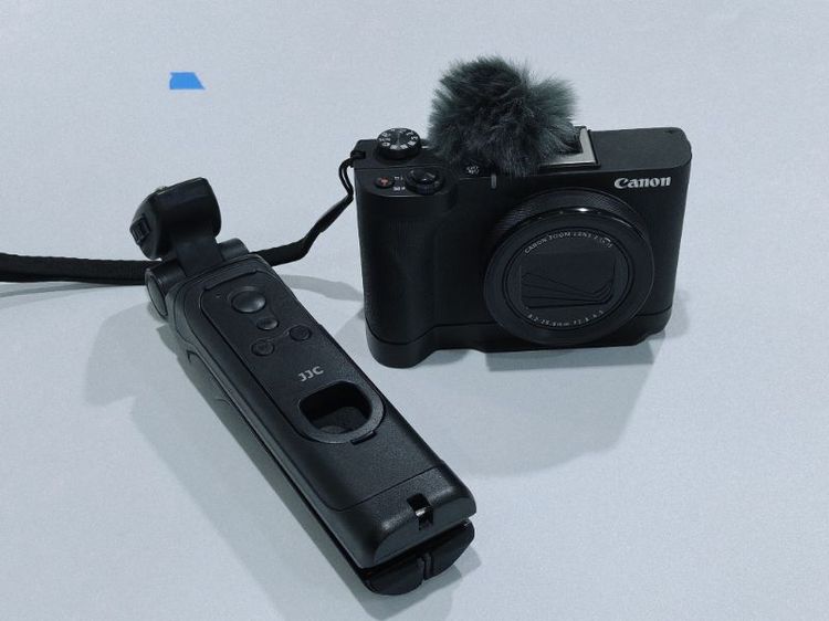 กล้องคอมแพค Canon PowerShot V1 (ประกันศูนย์)