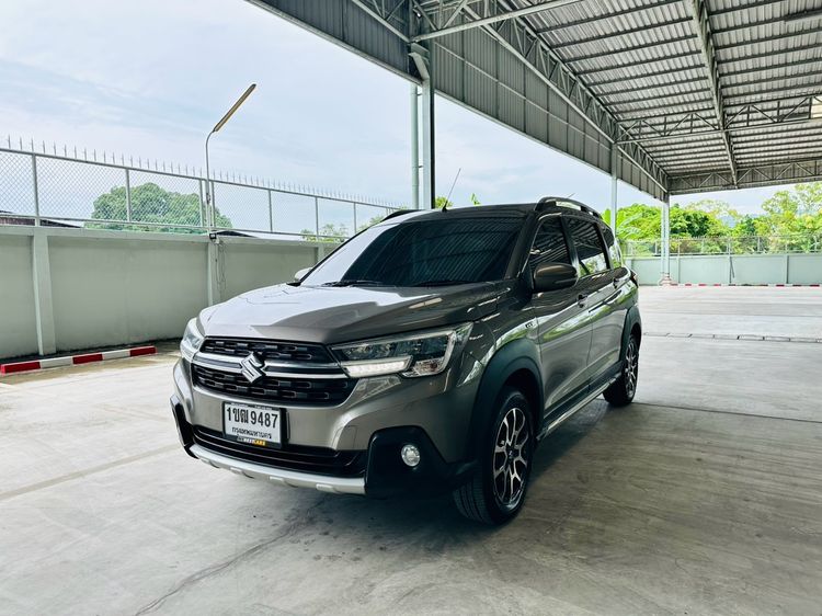 รถ Suzuki XL7 1.5 GLX สี เทา