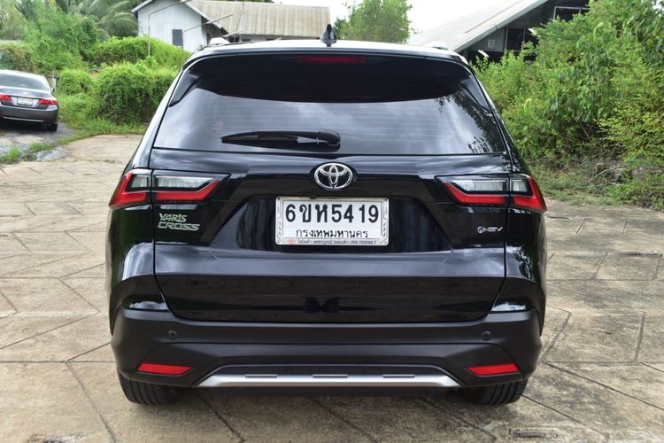 Toyota Yaris Cross 2023 1.5 HEV Premium Utility-car ไฮบริด เกียร์อัตโนมัติ ดำ รูปที่ 4