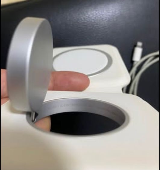 Apple MagSafe Duo Charger รูปที่ 3