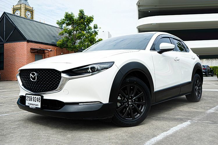 รถ Mazda CX-30 2.0 C สี ขาว