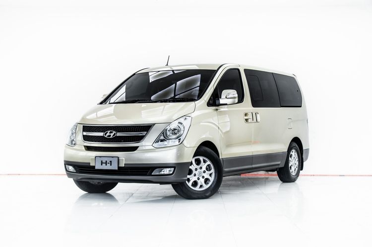 Hyundai H-1  2010 2.5 Deluxe Utility-car ดีเซล ไม่ติดแก๊ส เกียร์อัตโนมัติ น้ำตาล