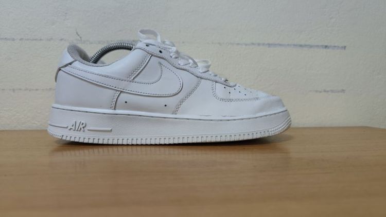 Nike Air force 1 42.0  26.5 แท้ มือสอง รูปที่ 2