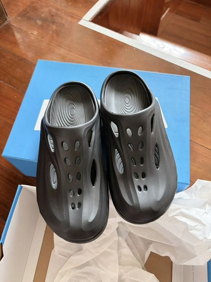 Hoka Ora Recovery Mule size 8us