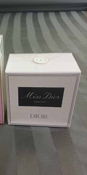 Dior essence 80 ml กล่องซีน ของแท้ ขาย 4200