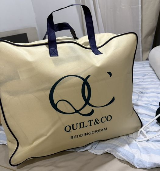 ชุดเครื่องนอน QUILT&CO 5ฟุต สภาพใหม่มาก