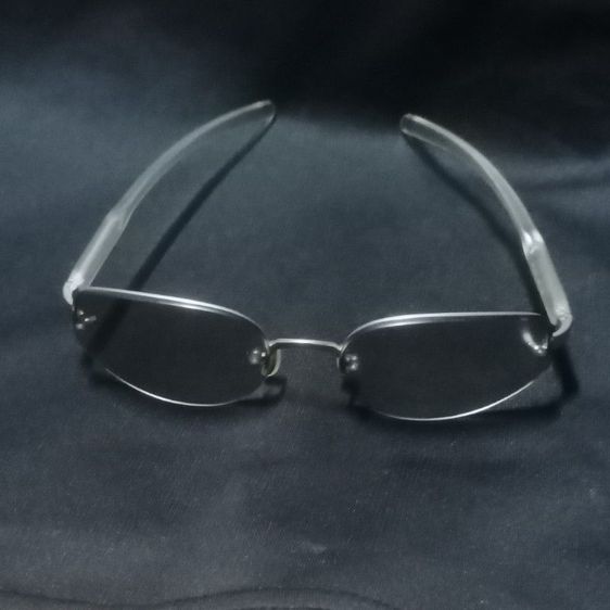 P r a d a Vintage Sunglasses รุ่น SPR 93A (Made in Italy)