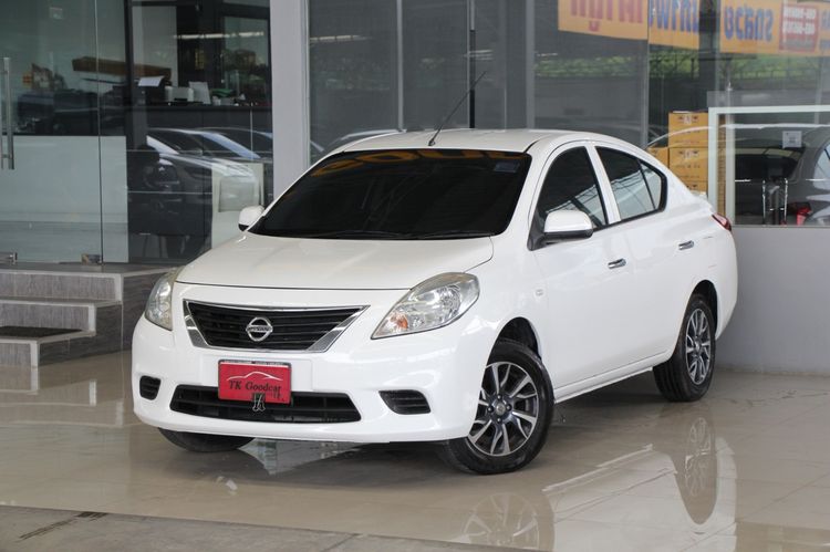 รถ Nissan Almera 1.2 V สี ขาว