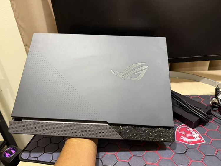 Republic Of Gamers (ROG Gaming) วินโดว์ 8 กิกะไบต์ ไม่ใช่ Notebook Asus ROG Strix G15 G513RC-LP179W  ทำงานกราฟฟิก เล่นเกม อื่นๆ สอบถามได้ครับ