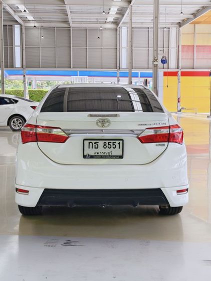 Toyota Altis 2014 1.6 E Sedan เบนซิน LPG เกียร์อัตโนมัติ ขาว รูปที่ 4