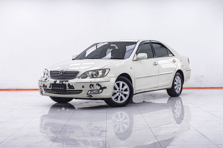 รถ Toyota Camry 2.4 Q สี น้ำตาล