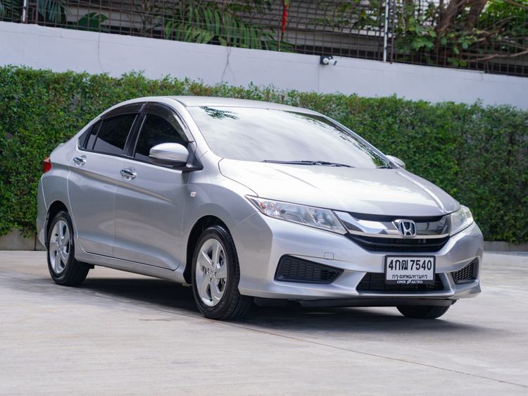 รถ Honda City 1.5 V Plus i-VTEC สี บรอนซ์เงิน