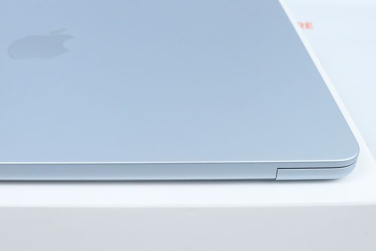 MacBook Air M5 13" 16.512GB  ประกัน 09.27 รูปที่ 9