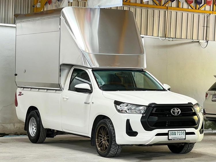 รถ Toyota Hilux Revo 2.4 Entry สี ขาว
