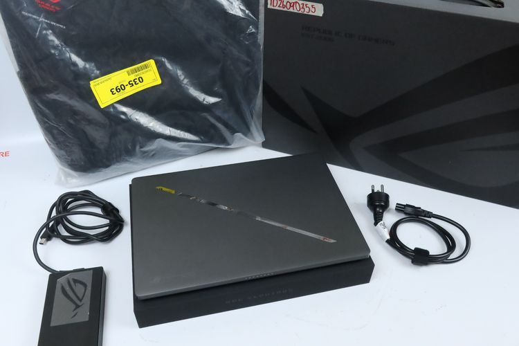 ASUS ROG ZEPHYRUS G14 GA403UH-QS036WA Ryzen 9 270.RTX5050 RAM32.1TB รูปที่ 15
