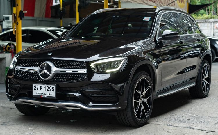 Mercedes-Benz GLC-Class 2022 GLC300e Utility-car ปลั๊กอินไฮบริด (PHEV) เกียร์อัตโนมัติ ดำ