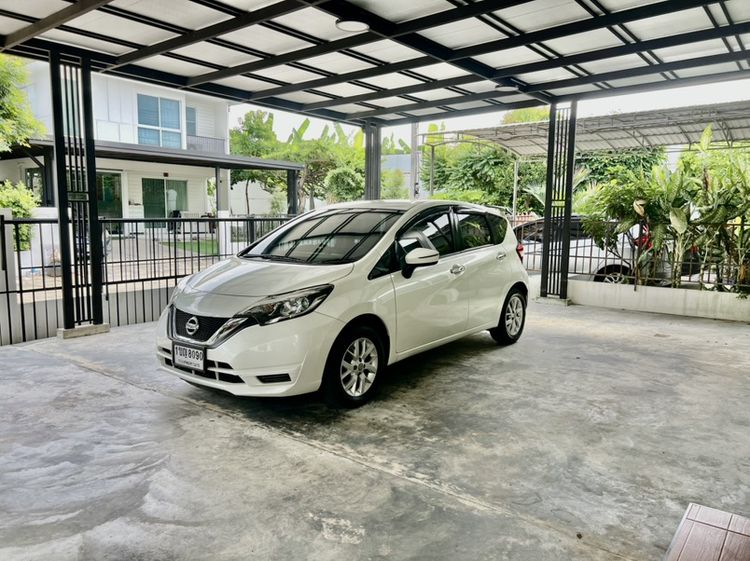 ❇️ NISSAN NOTE 1.2 V สีขาว ปี 2018 ❇️ราคา 228,000 บาท ( จัดไฟแนนท์ได้ยอดเต๊ม ผ่อนสบายๆ 48-60 เดือน)