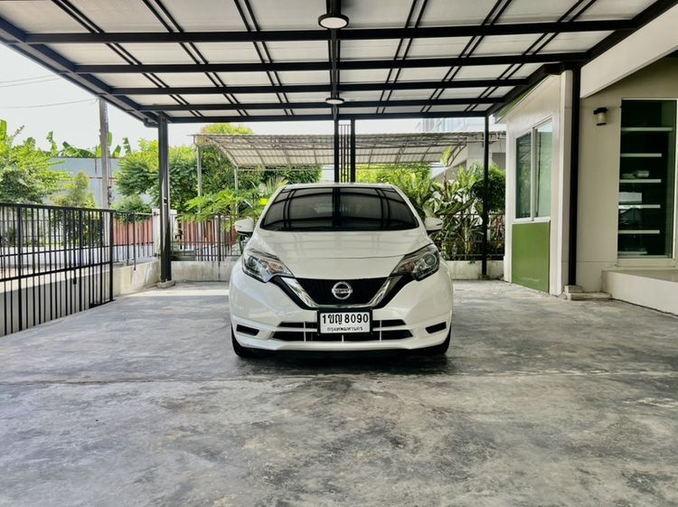 Nissan Note 2018 1.2 V Sedan เบนซิน ไม่ติดแก๊ส เกียร์อัตโนมัติ ขาว รูปที่ 2