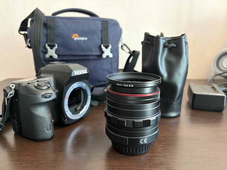 Pentax HD Pentax-DA 20-40mm f/2.8-4 ED Limited DC WR