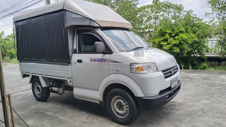 รถ Suzuki Carry 1.6 สี ขาว