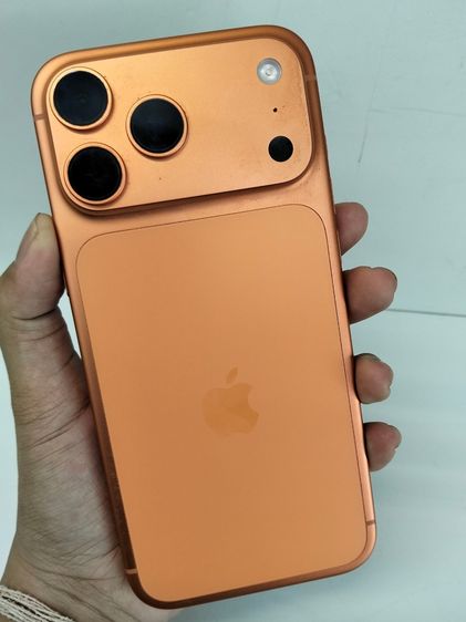 256 GB iPhone 17 Pro Max 256GB Cosmic Orange สภาพเหมือนใหม่ แบต 100 3 รอบชาร์จ ประกัน Apple ถึง23-8-27
