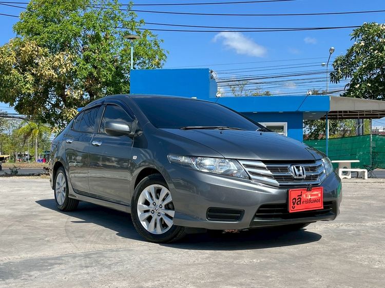 Honda City 2013 1.5 V i-VTEC Sedan เบนซิน ไม่ติดแก๊ส เกียร์อัตโนมัติ เทา