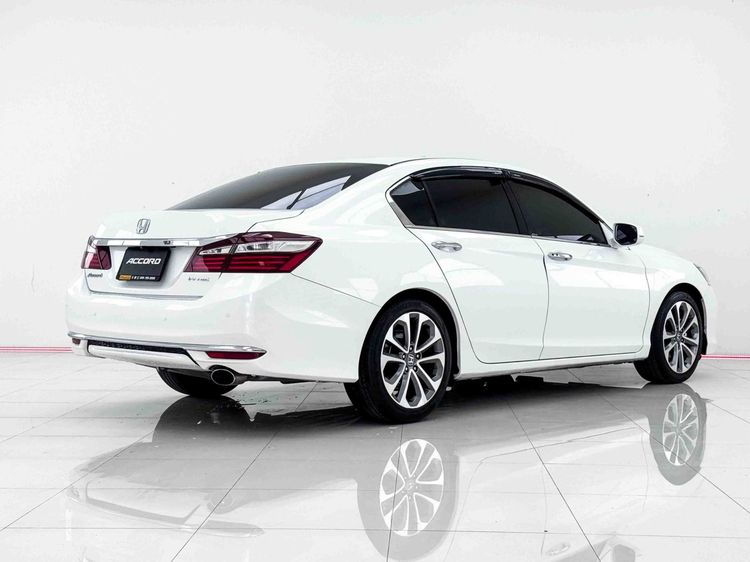 Honda Accord 2017 2.0 EL Sedan เบนซิน ไม่ติดแก๊ส เกียร์อัตโนมัติ ขาว รูปที่ 4