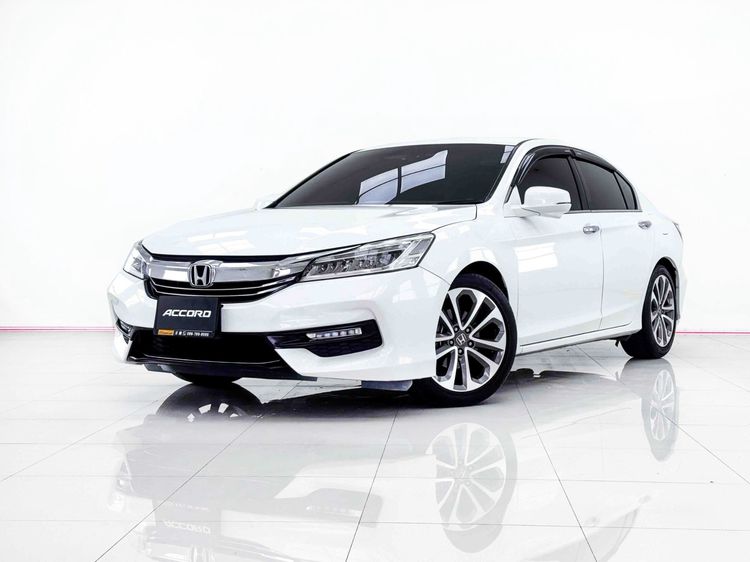 Honda Accord 2017 2.0 EL Sedan เบนซิน ไม่ติดแก๊ส เกียร์อัตโนมัติ ขาว