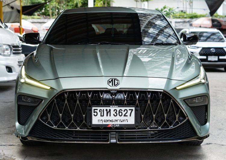 รถ MG MG5 1.5 Pro X สี เขียว