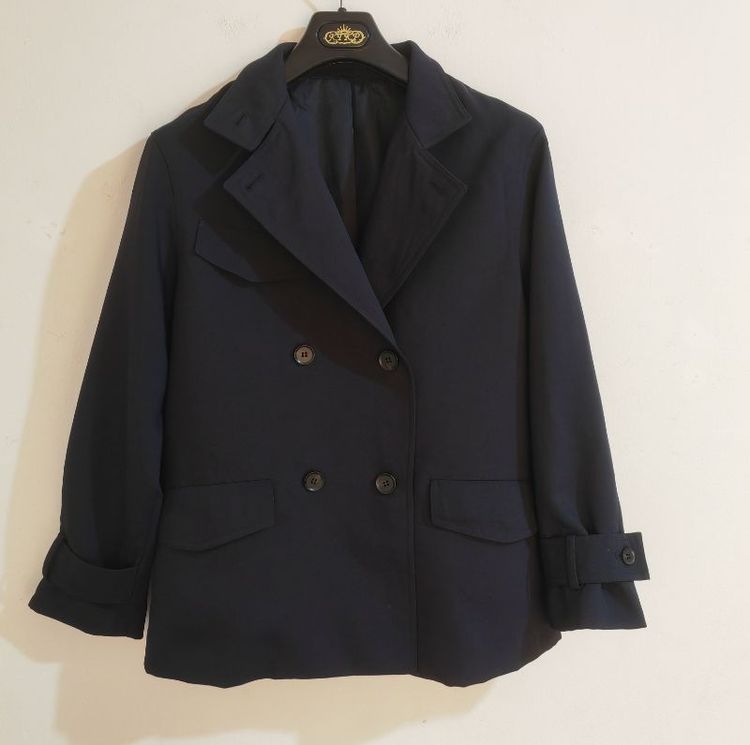 เสื้อแจ็คเก็ตสั้นกระดุมสองแถวทรงคอตั้ง สีน้ำเงินเข้ม รูปที่ 9