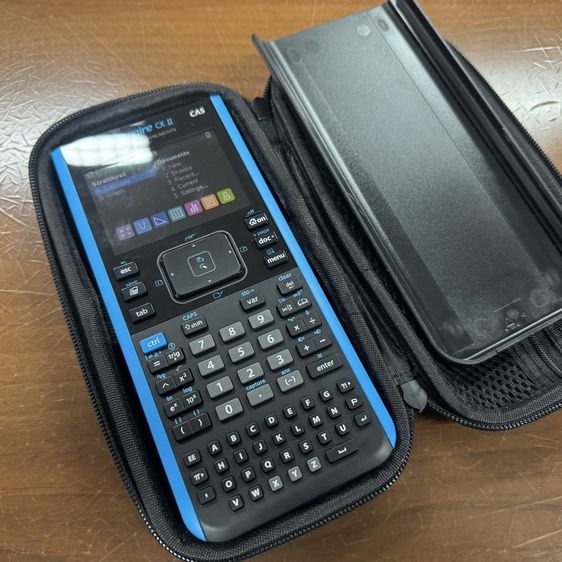 Texas Instruments TI-Nspire CX II CAS เครื่องคำนวณเชิงกราฟชั้นสูง ของแท้ มือสอง