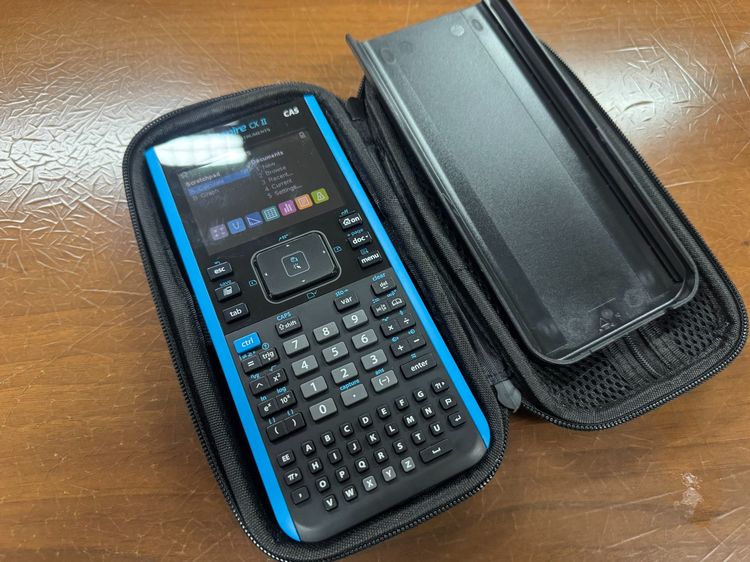 Texas Instruments TI-Nspire CX II CAS เครื่องคำนวณเชิงกราฟชั้นสูง ของแท้ มือสอง รูปที่ 5