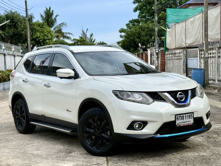 Nissan X-Trail 2017 2.0 V Hybrid 4WD Utility-car ไฮบริด ไม่ติดแก๊ส เกียร์อัตโนมัติ ขาว