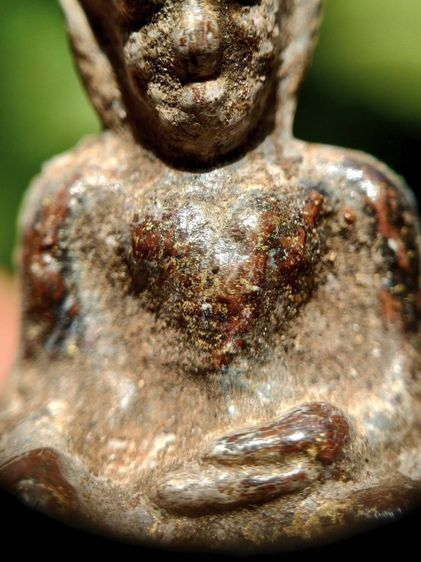 พระท่ากระดาน เกศตรง กรุศรีสวัสดิ์ กาญจนบุรี เนื้อตระกั่วสนิมแดง รูปที่ 4