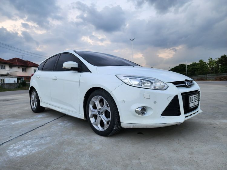 Ford Focus 2013 2.0 Sport Plus Sedan เบนซิน ไม่ติดแก๊ส เกียร์อัตโนมัติ ขาว รูปที่ 4