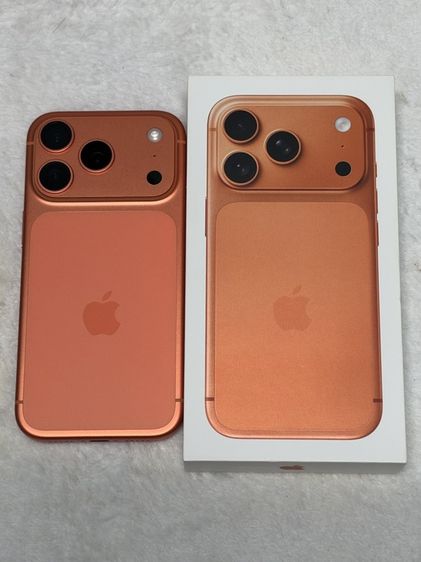 iPhone 17 Pro 256 GB Cosmic Orange
